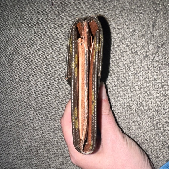 Louis Vuitton Monogram Canvas Monnaie Double Snap Wallet - Picture 6 of 8